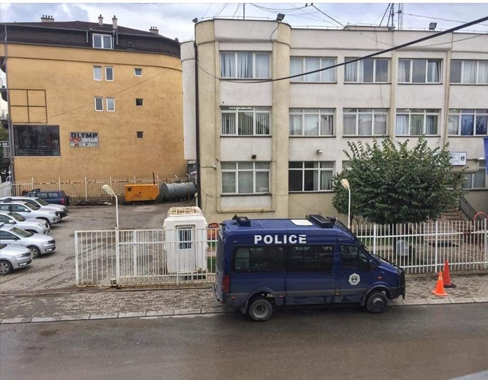 Podujevë: Policisë i ikë i dyshuari nga stacioni policor