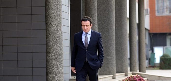 Eksperti amerikan: Kurti ka vënë krenarinë përpara interesit kombëtar