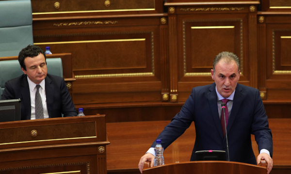 Limaj kërkon “front të përbashkët politik” kundër Qeverisë Kurti: Ta heqim këtë helm
