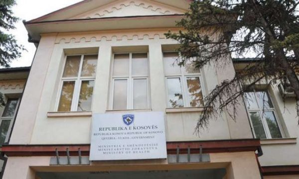 Buxheti po rritet, Shëndetësia akoma pa ministër