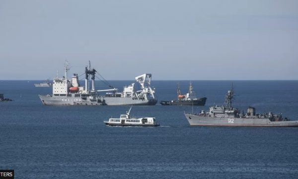 Ukraina kryen sulme masive me dronë në Flotën e Detit të Zi, thotë Rusia