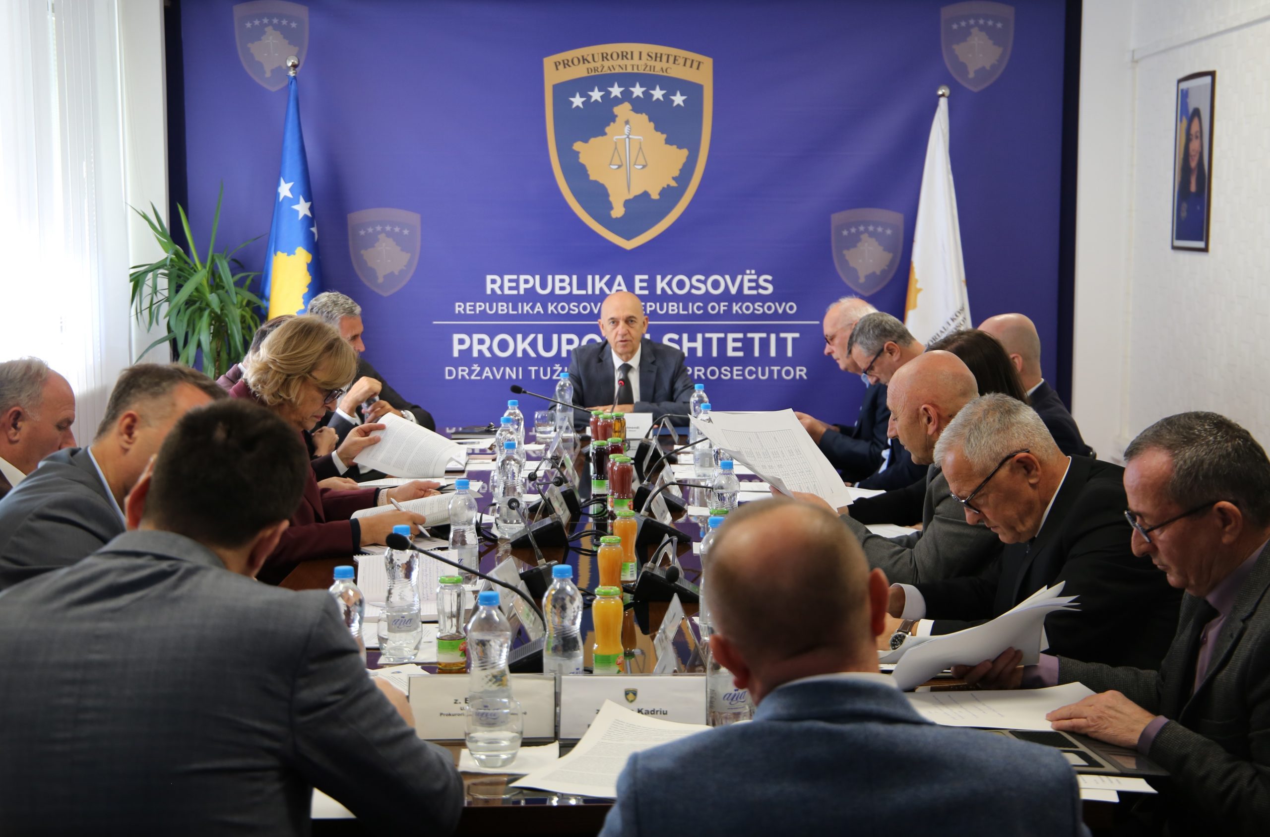 Kelmendi kërkon efikasitet më të lartë në trajtimin e rasteve të korrupsionit