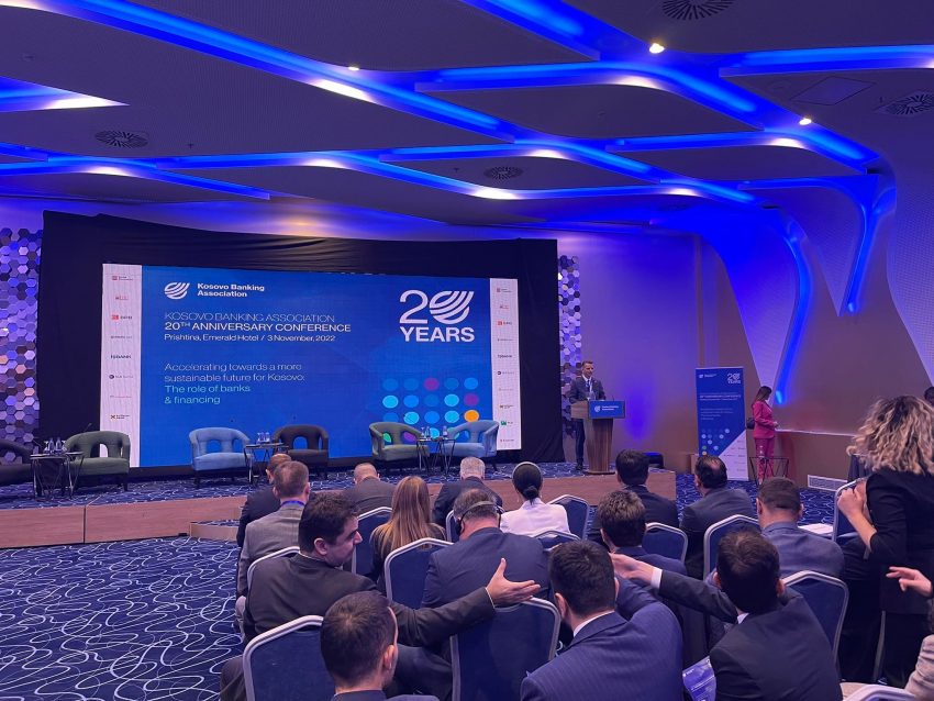 Shoqata e Bankave shënon 20-vjetorin e themelimit – sistemi bankar vlerësohet stabil dhe mundësi për zhvillim