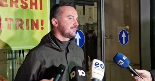 Aksion simbolik i PSD-së: “Një grusht qershi për kryeministrin”