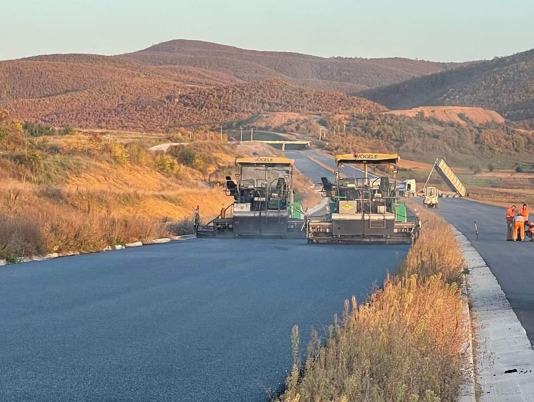 Punimet në autostradën Gjilan-Prishtinë, dalin në terren ministri dhe kryetar i Gjilanit