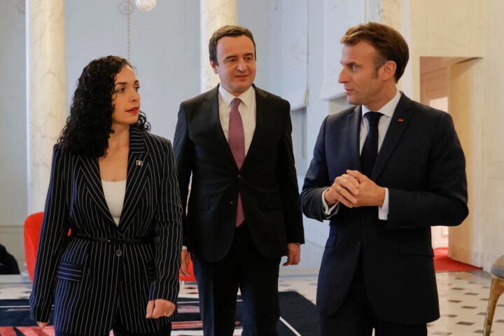 Presidentja Osmani dhe kryeministri Kurti priten nga presidenti francez, Emmanuel Macron