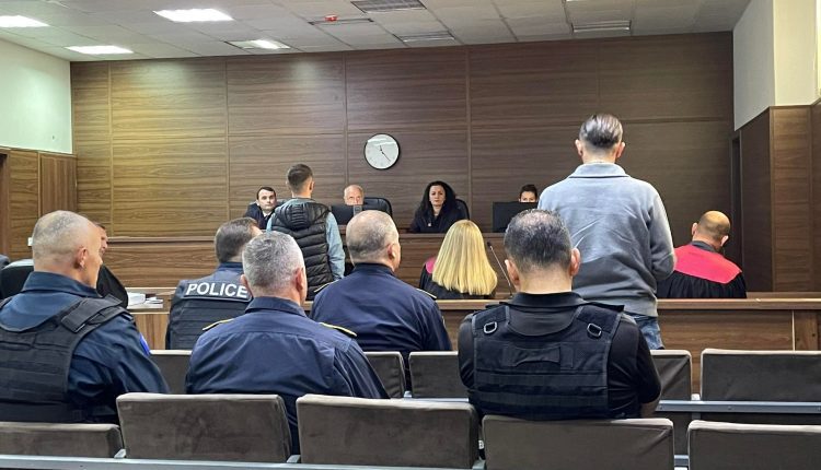 I akuzuari Dardan Krivaqa thotë se tani e ndjera, Marigona Osmani e kishte pranuar se e kishte tradhtuar me djalin e hallës së tij