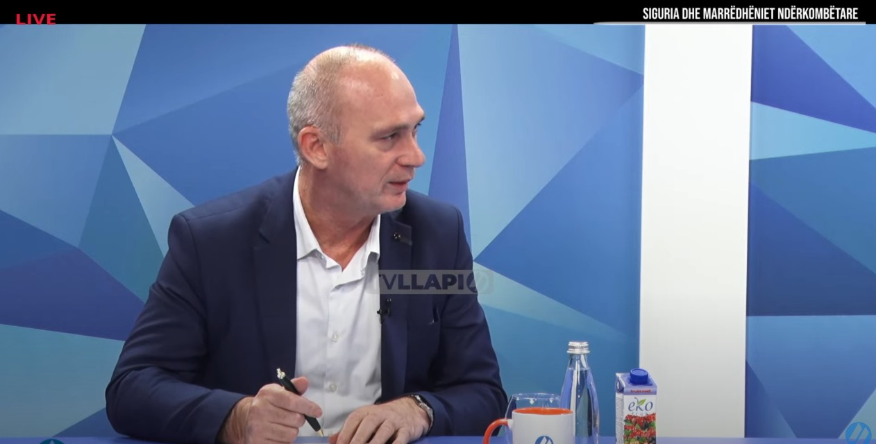 Humolli: Plani franko – gjerman vë në dyshim Pavarësinë e Kosovës