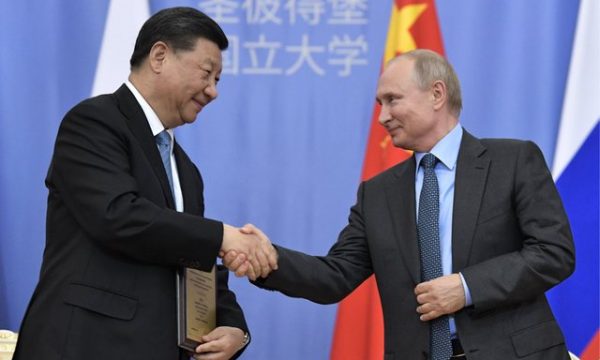 S’ka distancim nga Putin, Kina shpall partneritet të ngushtë energjetik me Rusinë