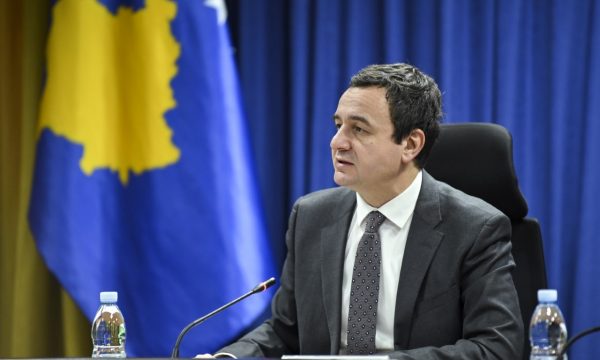 Kurti mirëpret vendimin për vizat, përvetëson pak merita