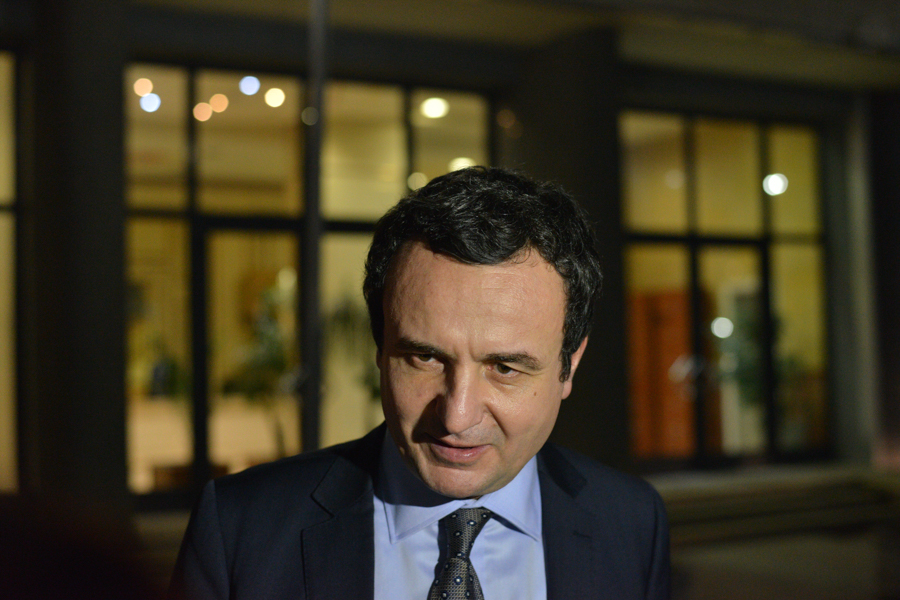 “A të kujtohet Albin Kurti i ri që donte bashkim me Shqipëri?”, pyetja që gazetari spanjoll ia bëri kryeministrit