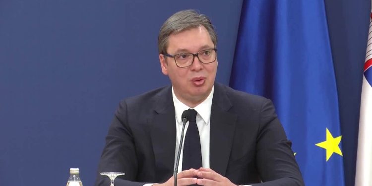 Vuçiq pas takimit: Absolutisht asnjë marrëveshje me Prishtinën, nuk do të jetë aspak lehtë