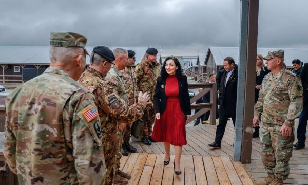 Presidentja në Bondsteel: Lidhja jonë është më e fortë se kurrë