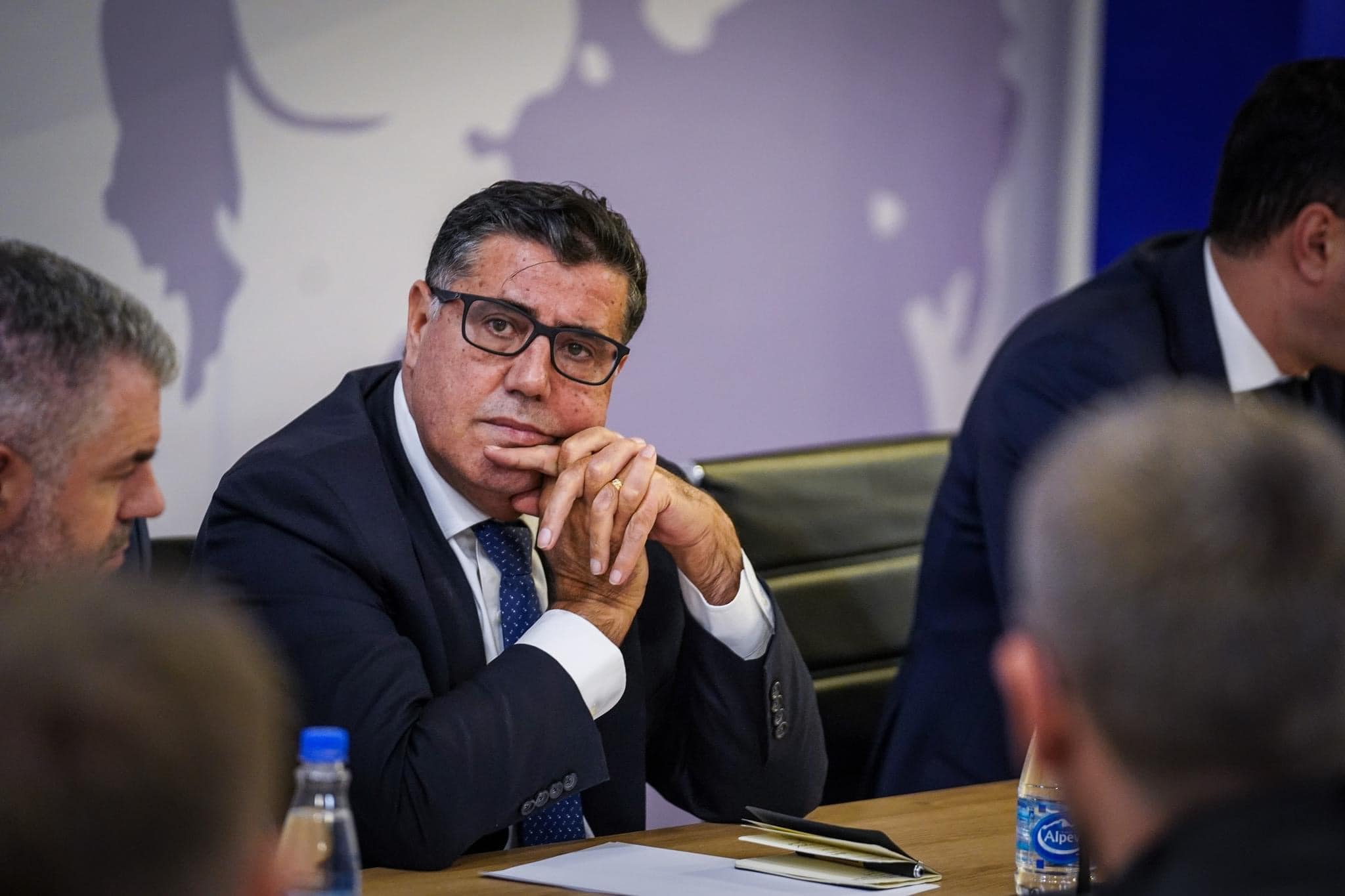 Haziri: ShBA-ja i dha shenjat e para të rivlerësimit të raporteve me funksionarët e Kosovës