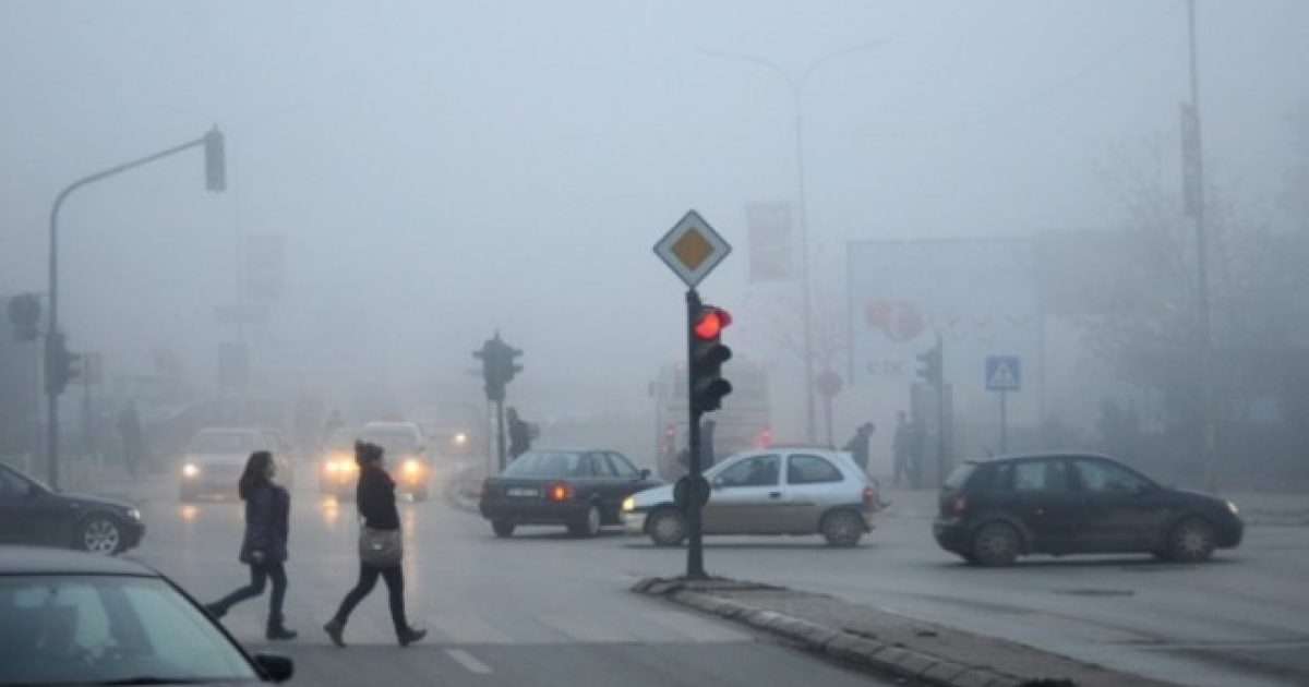 Policia apelon për kujdes gjatë vozitjes kur ka mjegull