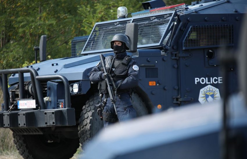 “I gatshëm të luftoj”, “kam frikë se ma djegin shtëpinë”: Gazeta italiane me rrëfime nga serbët e veriut