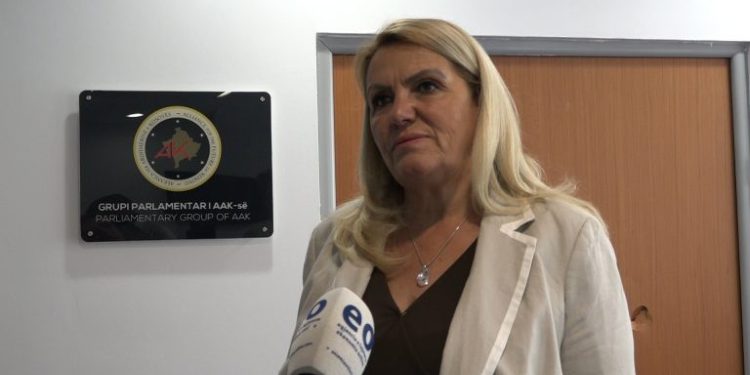 Time Kadrijaj: Sipas Ministres Haxhiu, Beogradi na paska mësuar ta formojmë UÇK-n