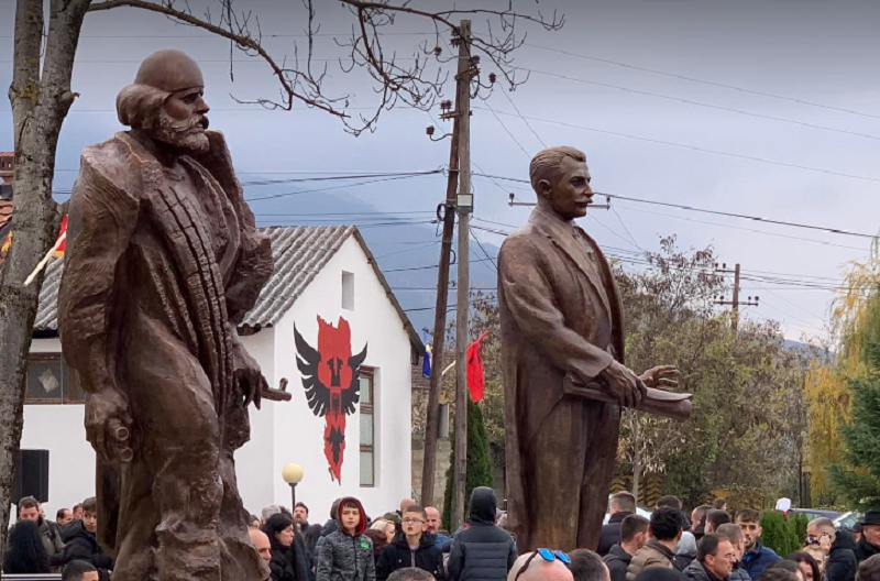 Zbulohen shtatoret e Hasan Prishtinës dhe Adem Jasharit në Mushtisht të Suharekës
