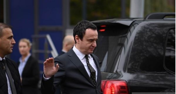 Kurti nuk deklarohet pas takimit me liderët e opozitës