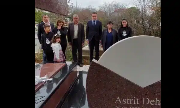 Kurti e kujton Astrit Deharin në 6-vjetorin e vdekjes së tij: Patriot shembullor