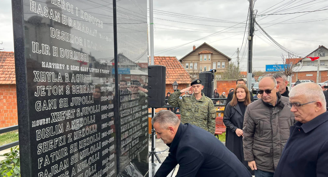Bekim Hamëz Jashari bashkë me gjeneralin Kudusi Lame, mori pjesë në në përurimim e parkut memorial të dëshmorve në Shajkoc të Podujevës