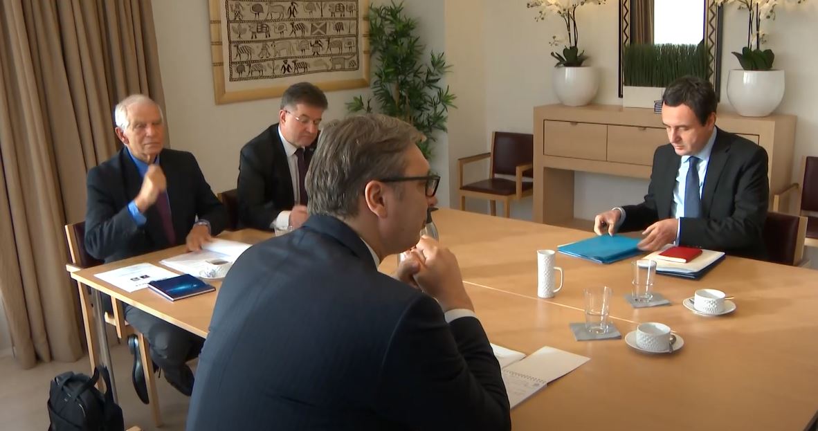 Takimi trepalësh në Bruksel po vazhdon ende