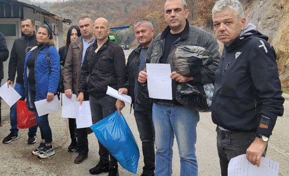 Mediumi serb: Edhe doganierët serbë në Jarinje e Bërnjak japin dorëheqje
