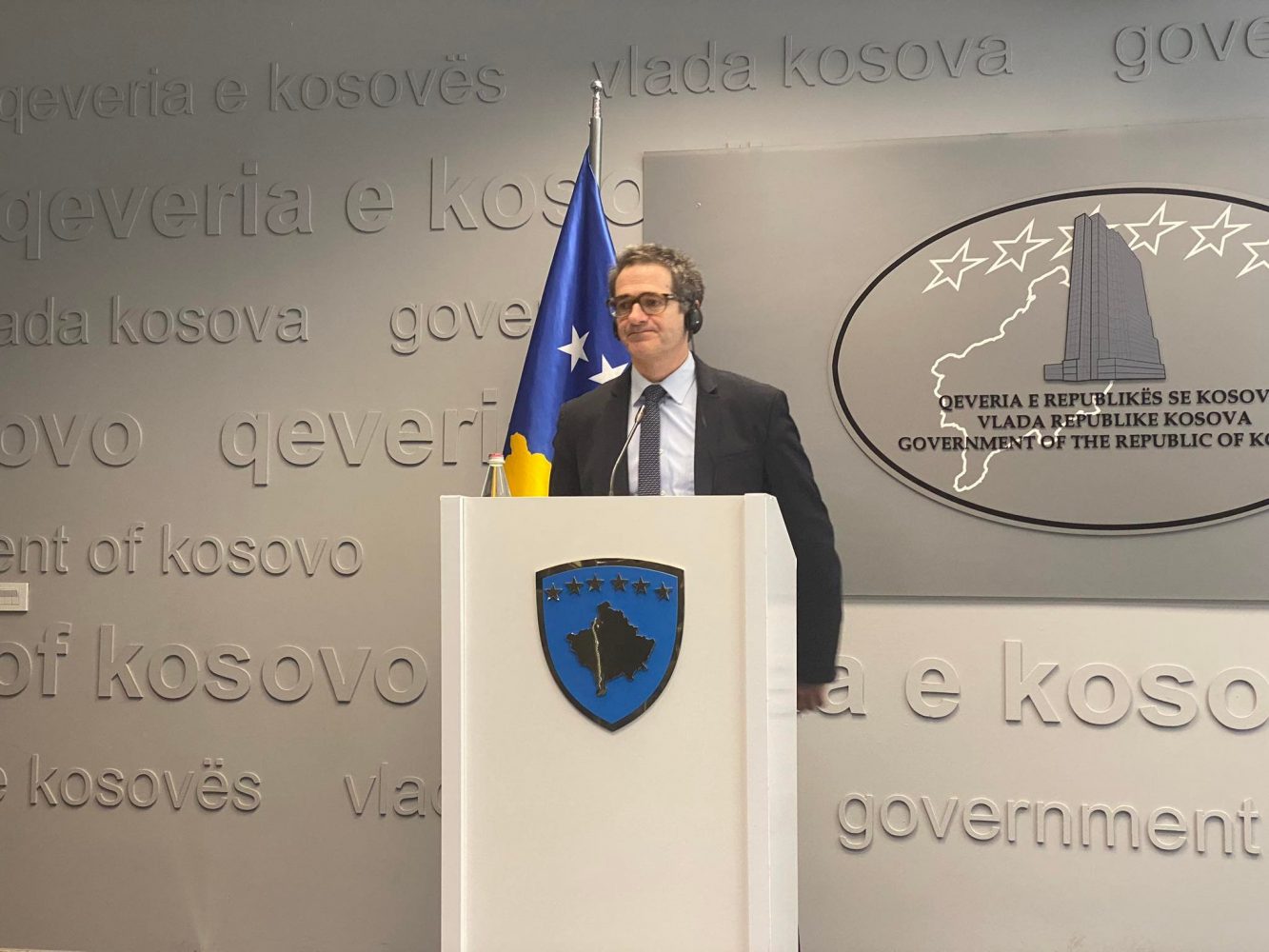 Shefi i FMN-së thotë se rritja ekonomike vitin tjetër do të shkojë deri në 4%, pyet çka do të ndodh nëse shtrenjtohet rryma