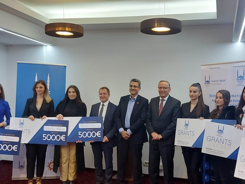 Islamic Relief në Kosovë shpërndan 50 mijë € për bizneset e reja, përfitojnë nëntë të rinj