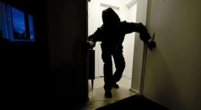 Qytetari i Prishtinës cak i hajnave, ia vjedhin orën ‘Rolex’ të 20 mijë eurove nga banesa