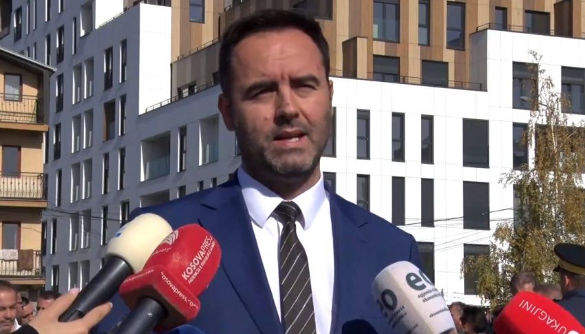 Konjufca në 33-vjetorit e rënies së Fazliut e Zhitisë: Ishin frymëzim që mijëra djem e vajza t’i bashkohen UÇK-së