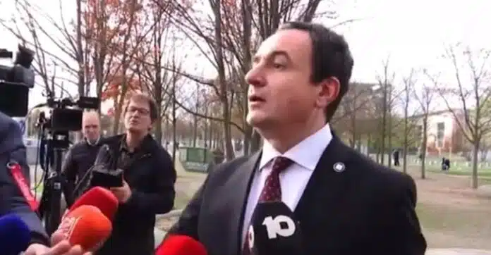 Kurti përplaset me gazetarët serbë: S’ka në Kosovë “komuna serbe”, ka komuna me shumicë të popullatës serbe