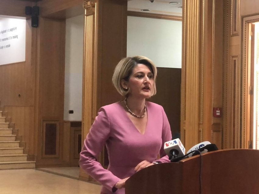 Mimoza Kusari dhe tre ish-ministrat lirohen nga akuza për “Aferën e Hidrocentraleve”