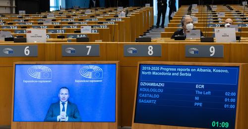 Ambasadorët e BE-së vulosin liberalizimin e vizave për Kosovën