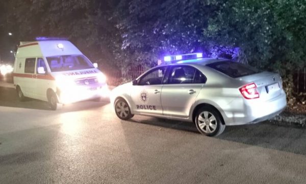 Hidhet mjet shpërthyes drejt gazetarëve në veri, prezent edhe policët e Kosovës