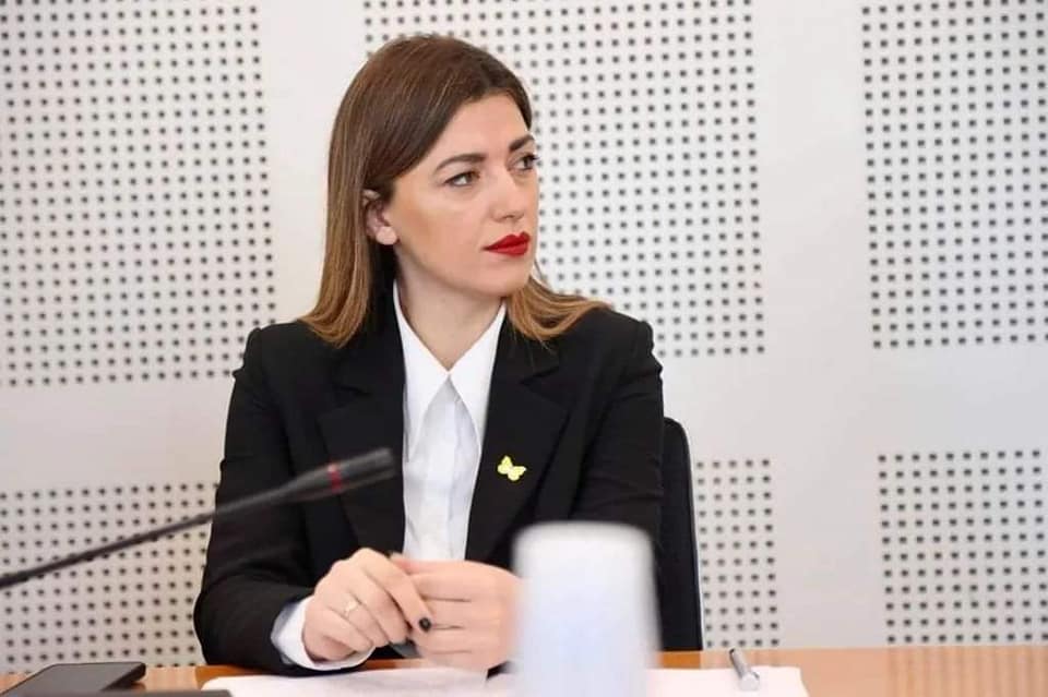 Haxhiu thotë se Vetting do të ketë edhe në sistemin e sigurisë: Sfidë sigurimi i votave të Listës Serbe