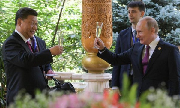 “Xi Jinpingu dhe Vladimir Putini – së bashku kundër SHBA”