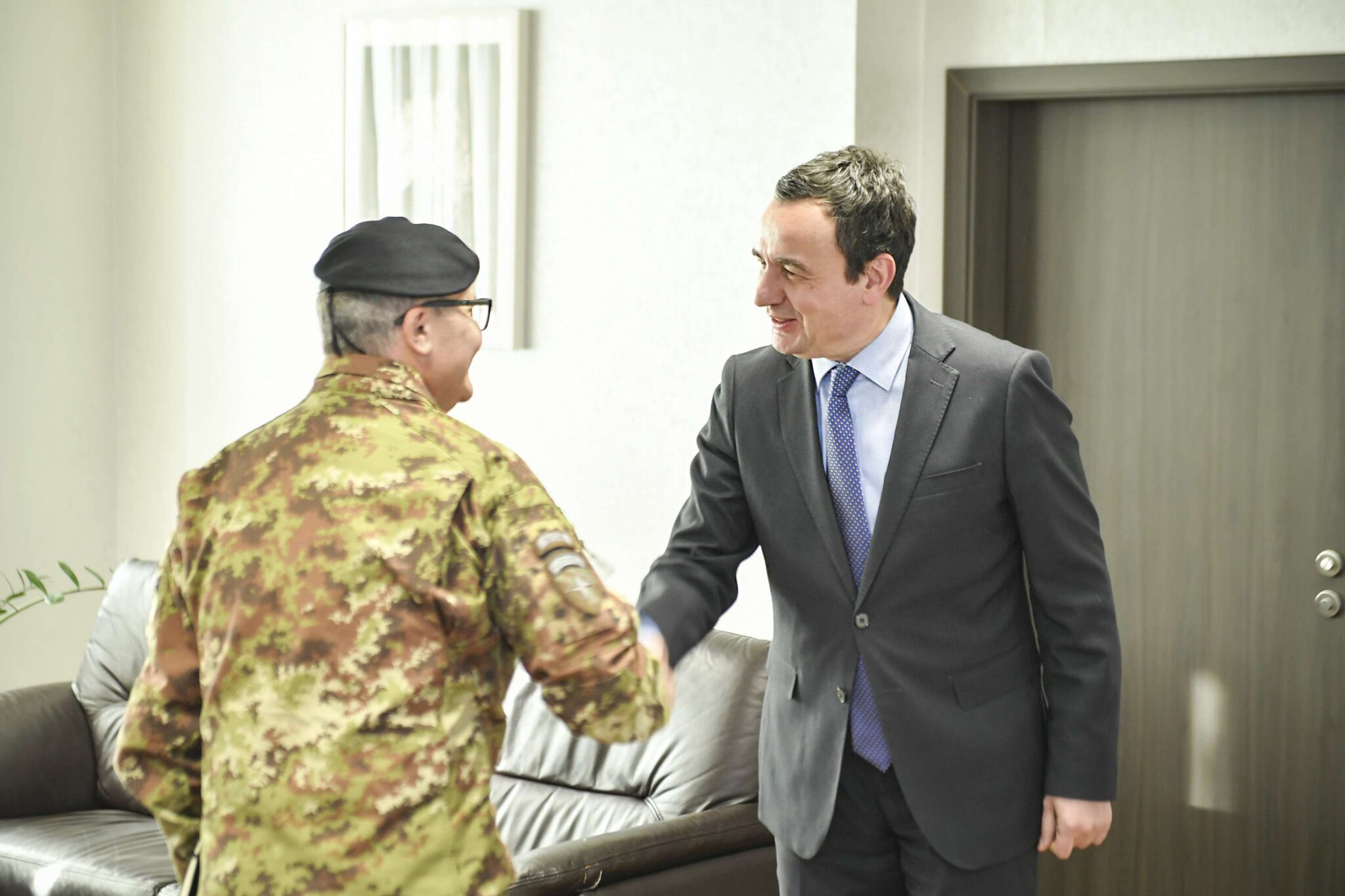 Kurti: KFOR-i ka kërkuar edhe pak kohë, nuk mund t’i tolerojmë shumë gjatë barrikadat