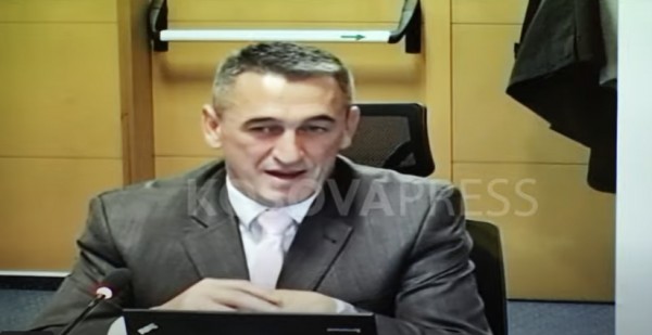 Rashiq fillon punën si ministër në mbledhjen e Qeverisë së Kosovës