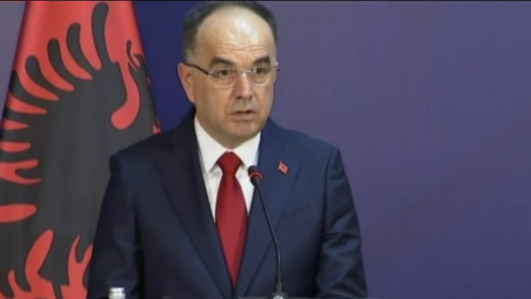 Presidenti Begaj përshëndet aplikimin e Kosovës për anëtarësim në BE