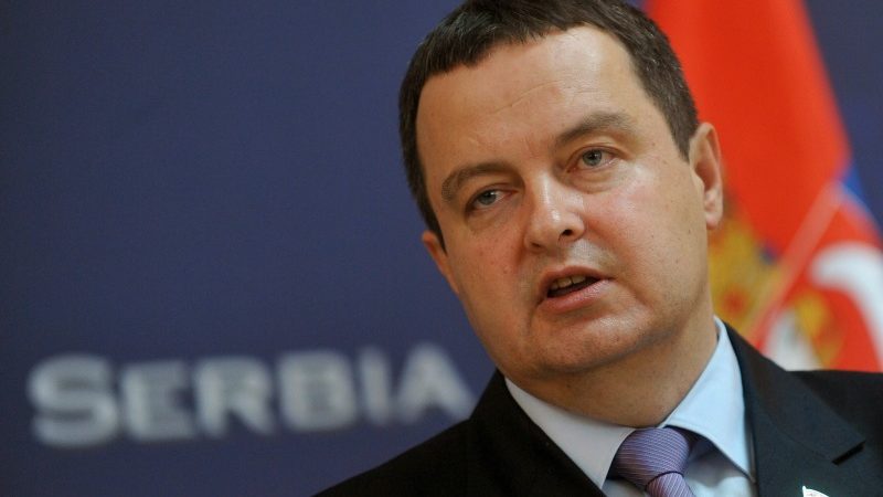 Daçiq e ushqen Serbinë me propagandë: Nëse serbët vriten e nuk reagon KFOR-i, intervenon ushtria