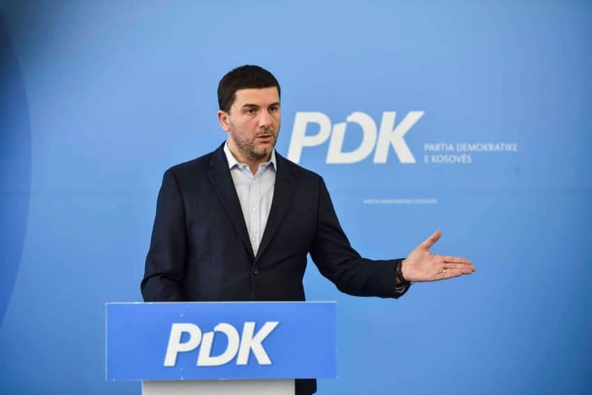 Krasniqi: Tensionet në Veri të nxitura drejtpërdrejt nga Vuçiqi