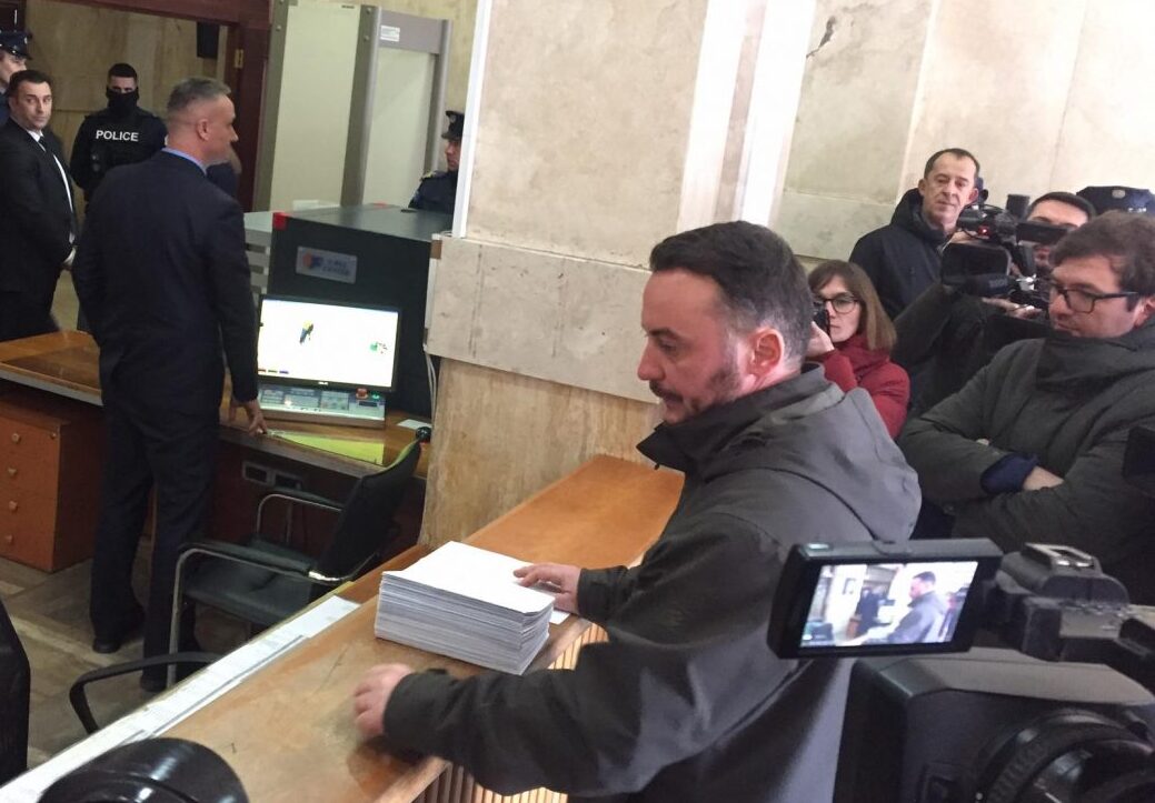 PSD-ja e dorëzon në Kuvend kërkesën për ndryshimin e Ligjit për Specialen