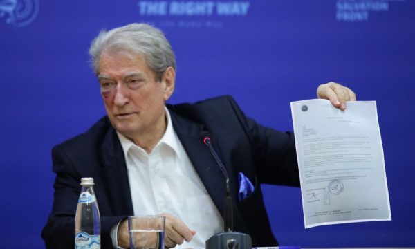 Berisha: Agresori, agjent i policisë kriminale! Çdo gjë e përgatitur