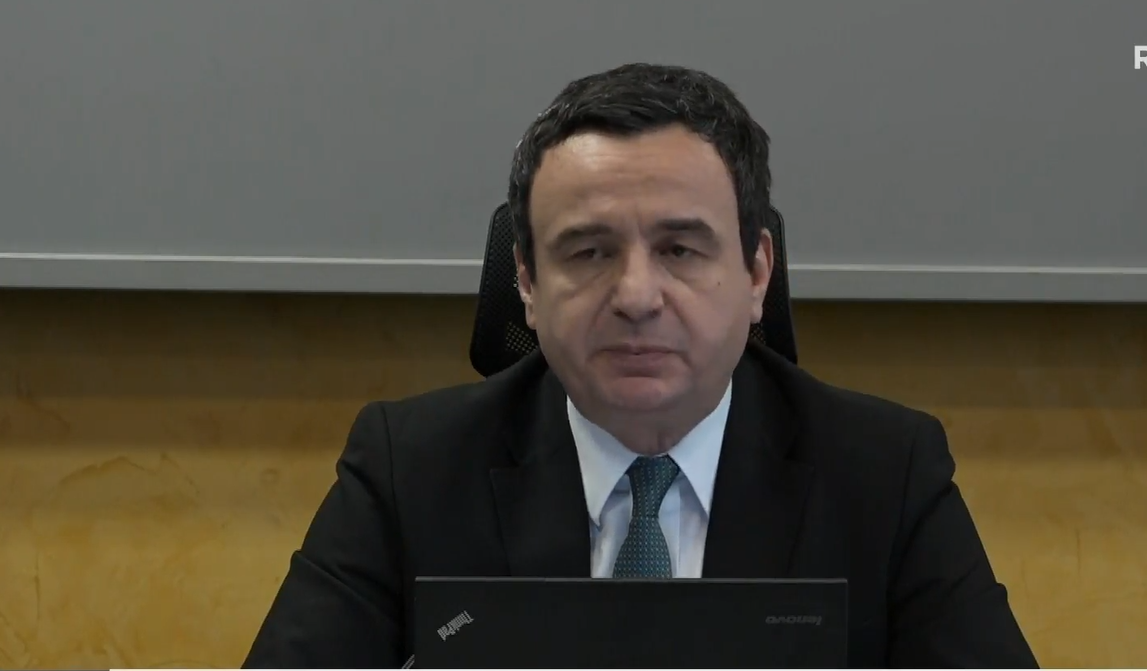 Kurti: Koha që i kemi dhënë KFOR-it pvr largimin e barrikadave po shkon shumë shpejt