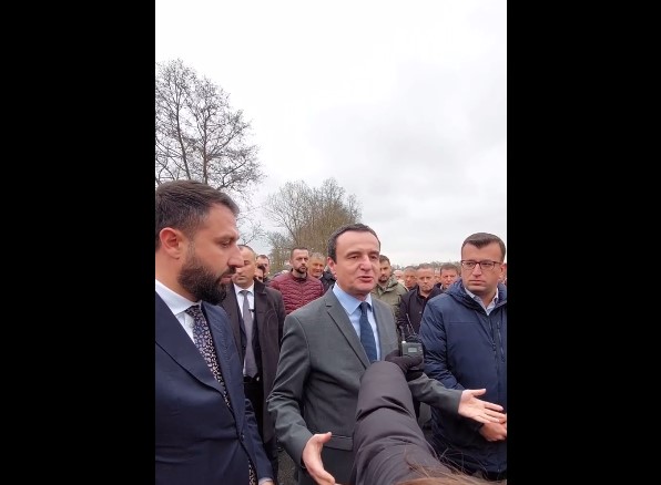 “Saradrani kalon. Urime banorëve!”, Kurti përdorë shprehjen e mbrëmshme për të treguar për përurimin e një ure