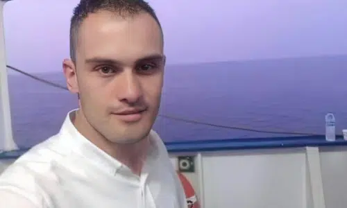 Trupi i pajetë i Sokol Halilit dërgohet në Emergjencë, mjeku konstaton vdekjen