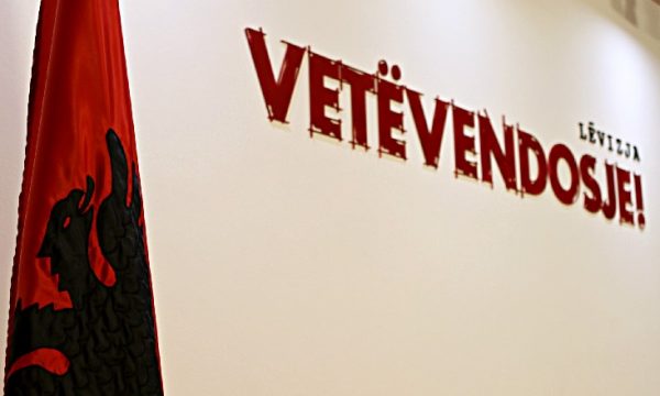 Shpërthejnë pakënaqësitë brenda VV-së, shkak punësimet