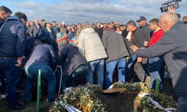 Varroset Hamide Magashi, shtatzëna që u vra para dyerve të Gjinekologjisë