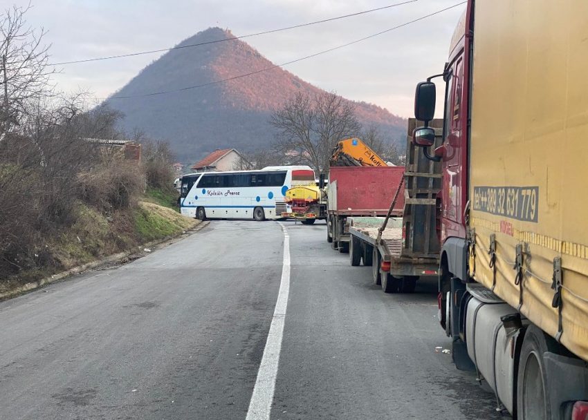 Gazeta e njohur italiane e krahason Kosovën me Donbasin